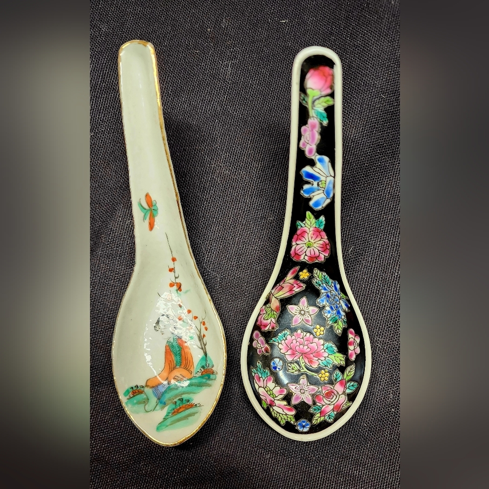 Vintage/Antique Chinese Floral Porcelain Spoon Set. 6 Inch Hard To Find